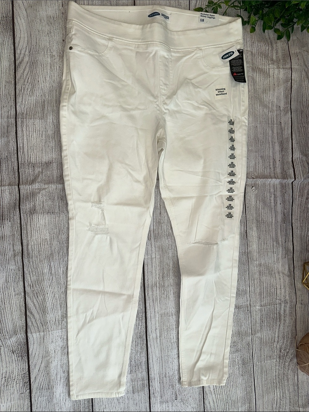 Old Navy White Rockstar Super Skinny Jeggings